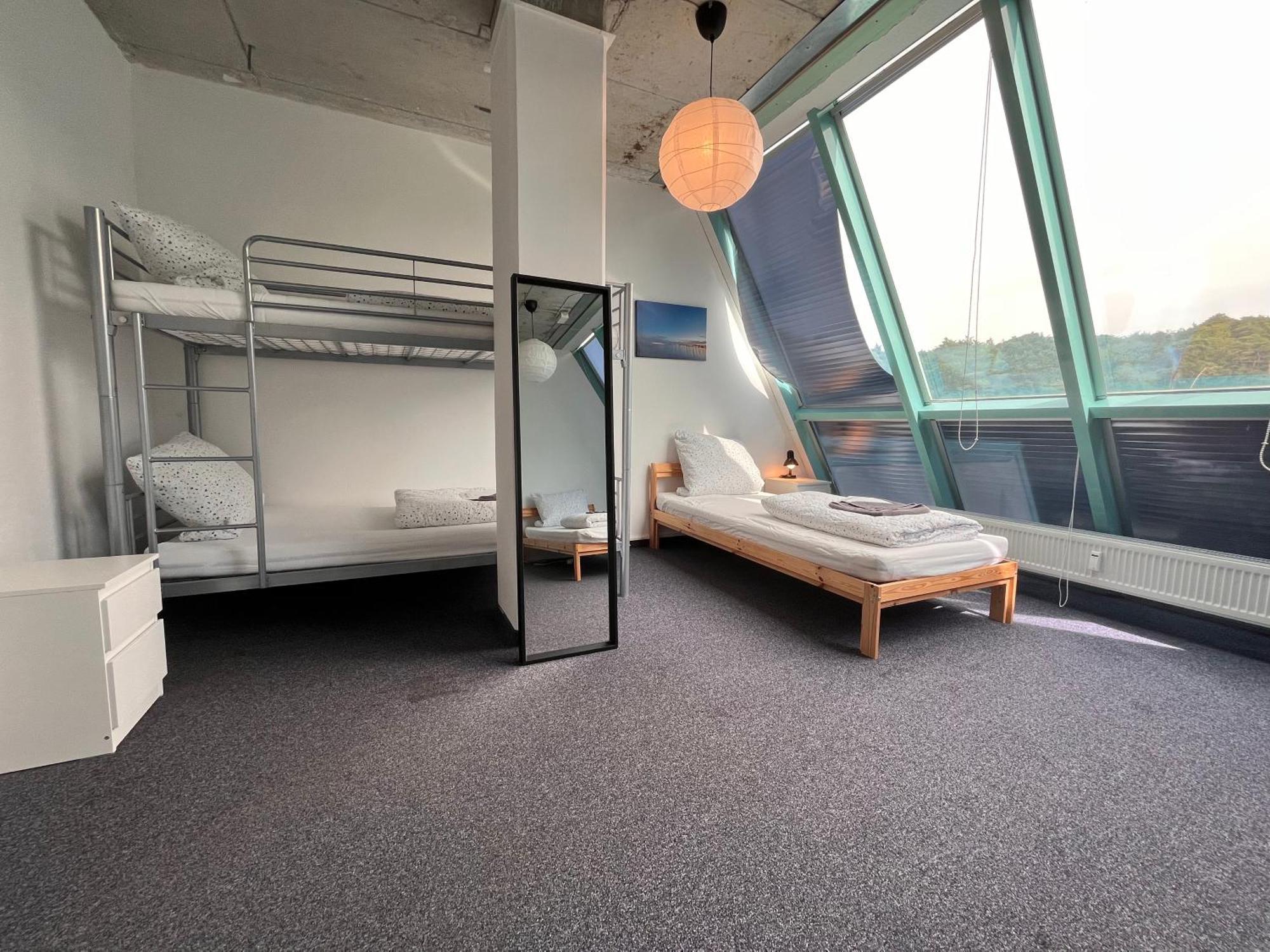 Project Bay - Workation / Coworking Hostel Lietzow Ruang foto
